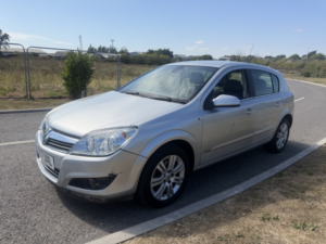 2008 Vauxhall Astra 1.6 I 16v Design in Silver — image 5