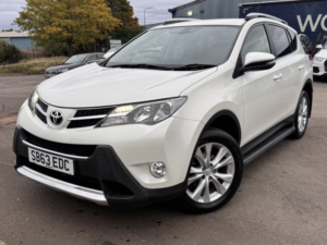 2013 Toyota Rav4 2.2 D-Cat Invincible in White — image 3