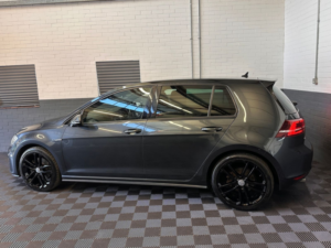 2016 Volkswagen Golf 2.0 Tdi Bluemotion Tech Gtd Hatchback 5dr Diesel Manual Euro 6 (s/s) (184 Ps) in Grey — image 6