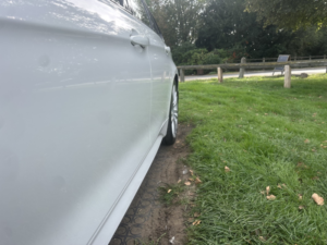 2012 BMW 3 Series 2.0 320d M Sport Touring in White — image 6