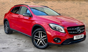 2019 Mercedes-Benz Gla Class 1.6 Gla180 Urban Edition 7g-Dct Euro 6 (s/s) 5dr in Red — image 3