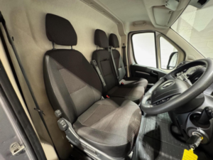 2022 Vauxhall Movano 2.2 Cdti 3500 Biturbo Dynamic Fwd L3 H2 Euro 6 (s/s) 5dr in Grey — image 3