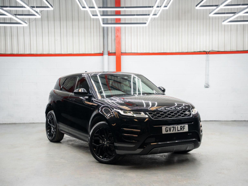 2022 Land Rover Range Rover Evoque 1.5 P300e 12.2kwh R-Dynamic Hse Auto 4WD Euro 6 (s/s) 5dr in Black — image 1