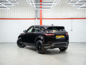 2022 Land Rover Range Rover Evoque 1.5 P300e 12.2kwh R-Dynamic Hse Auto 4WD Euro 6 (s/s) 5dr in Black — image 4