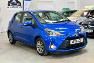 2019 Toyota Yaris 1.5 Vvt-I Icon Euro 6 5dr in Blue — image 2