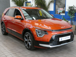 2023 Kia Niro 1.6 Gdi 11.1kwh 3 SUV 5dr Petrol Plug-In Hybrid Dct Euro 6 (s/s) (180 Bhp) in Orange — image 5