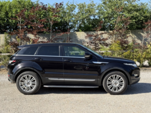 2013 Land Rover Range Rover Evoque 2.2 Sd4 Prestige in Black — image 2