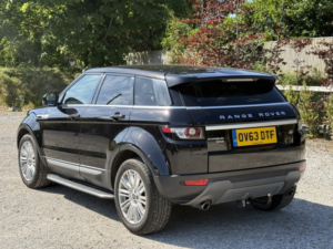 2013 Land Rover Range Rover Evoque 2.2 Sd4 Prestige in Black — image 6