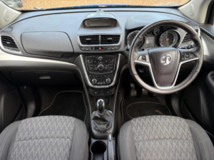 2016 Vauxhall Mokka 1.6i Exclusiv 2WD Euro 6 (s/s) 5dr in Blue — image 2