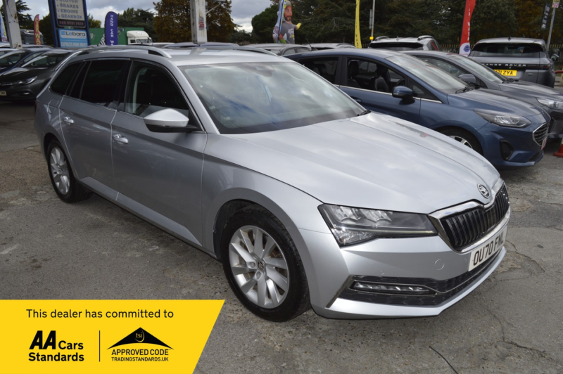 2026 Skoda Superb 1.4 Tsi Iv 13kwh Se Technology in Grey — image 1
