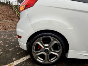 2016 Ford Fiesta 1.6 T St-2*only 14k*ffsh-Nav-H/recaros-2kys**flawless Original Car** in White — image 5
