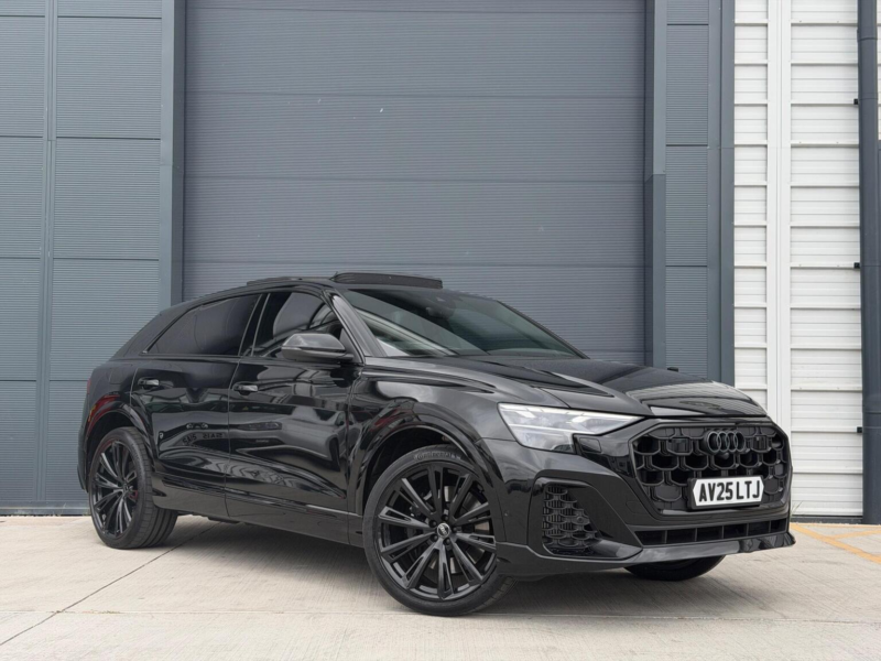 2025 Audi Sq8 4.0 Tfsi V8 Black Edition Tiptronic Quattro Euro 6 (s/s) 5dr in Black — image 1