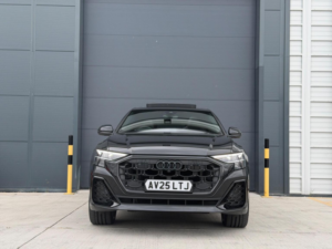 2025 Audi Sq8 4.0 Tfsi V8 Black Edition Tiptronic Quattro Euro 6 (s/s) 5dr in Black — image 2