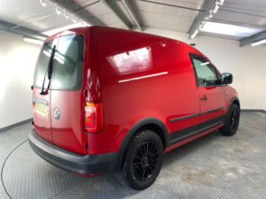 2020 Volkswagen Caddy 2.0 Tdi C20 Startline Panel Van 5dr Diesel Manual Swb Euro 6 (s/s) (102 Ps) in Red — image 6