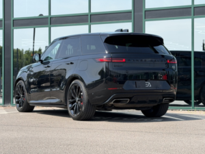 2023 Land Rover Range Rover Sport 3.0 P510e 38.2kwh First Edition in Black — image 2