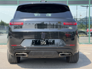 2023 Land Rover Range Rover Sport 3.0 P510e 38.2kwh First Edition in Black — image 6