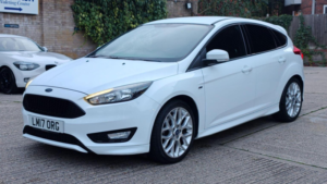 2017 Ford Focus 1.5t Ecoboost St-Line Euro 6 (s/s) 5dr in White — image 3