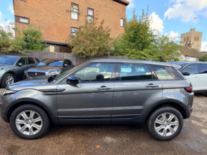 2017 Land Rover Range Rover Evoque Td4 Se Tech in Grey — image 4
