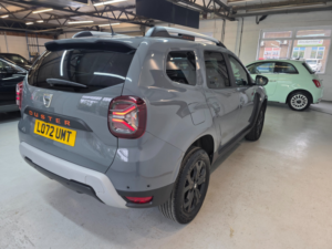 2022 Dacia Duster 1.3 Tce Extreme Se SUV 5dr Petrol Edc Euro 6 (s/s) (150 Ps) in Grey — image 5