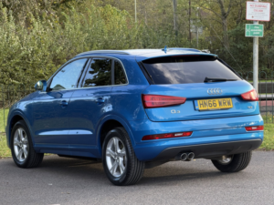2016 Audi Q3 2.0 Tdi Se in Blue — image 4