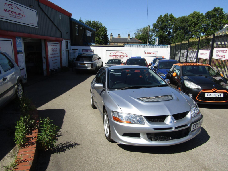 2004 Mitsubishi Lancer 2.0 Evo Viii 260 in Silver — image 1