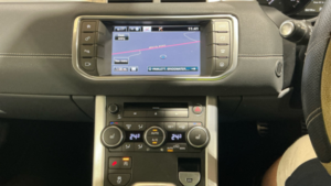 2015 Land Rover Range Rover Evoque Td4 Hse Dynamic in White — image 3