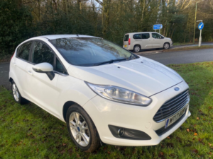 2017 Ford Fiesta 1.0 T Ecoboost Zetec in White — image 2