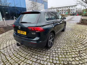 2016 Volkswagen Tiguan 2.0 Tdi Bluemotion Tech Se Navigation 4motion Euro 6 (s/s) 5dr in Green — image 6