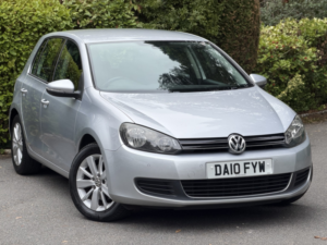 2010 Volkswagen Golf 2.0 Tdi Match in Silver — image 4