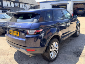 2016 Land Rover Range Rover Evoque Td4 Se Tech in Blue — image 2