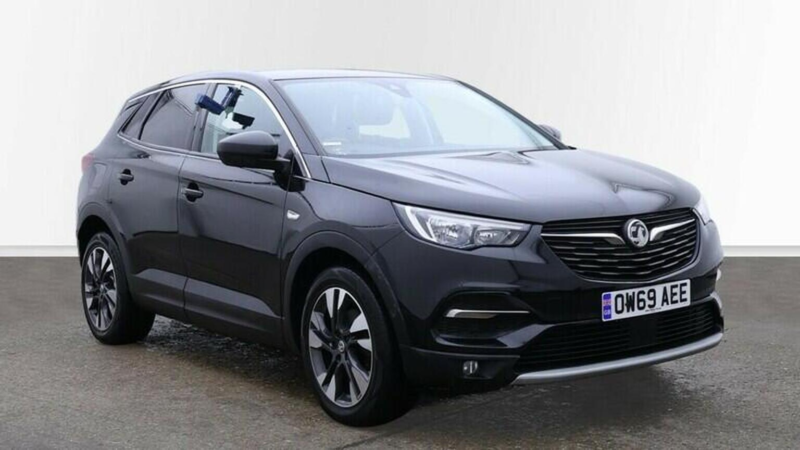 2020 Vauxhall Grandland X 1.2 Turbo Sri Nav Euro 6 (s/s) 5dr in Black — image 1