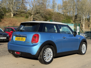 2016 MINI Hatch 1.5 Cooper Hatchback 3dr Petrol Manual Euro 6 (s/s) (136 Ps) in Blue — image 6