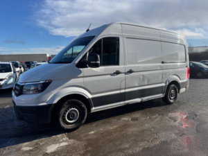 2019 Volkswagen Crafter 2.0 Tdi Cr35 Trendline Rwd Mwb High Roof Euro 6 (s/s) 5dr in White — image 3
