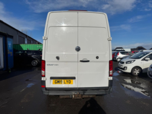 2019 Volkswagen Crafter 2.0 Tdi Cr35 Trendline Rwd Mwb High Roof Euro 6 (s/s) 5dr in White — image 6