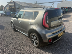 2018 Kia Soul 1.6 Crdi 3 SUV 5dr Diesel Manual Euro 6 (134 Bhp) in Silver — image 6