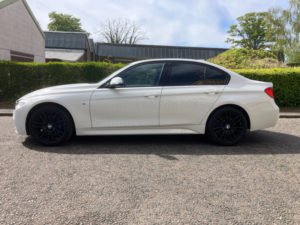 2014 BMW 3 Series 2.0 320d M Sport Saloon 4dr Diesel Auto Xdrive Euro 5 (s/s) (184 Ps) in White — image 4