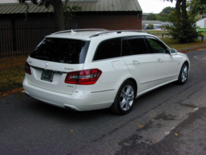 2012 Mercedes-Benz E Class Ref 8470 - Sold Confirmed Order - Mercedes W212 E350 Avantgarde Blue Tec V6 Diesel Est - Ex Japan in White — image 3