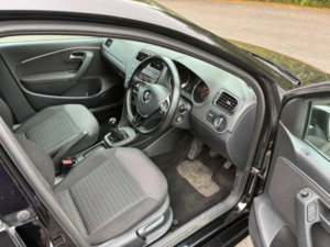 2017 Volkswagen Polo 1.2 Tsi Match Edition Hatchback 5dr Petrol Manual Euro 6 (s/s) (90 Ps) in Black — image 3