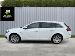 2015 Vauxhall Insignia 2.0 Cdti Elite Nav in White — image 6