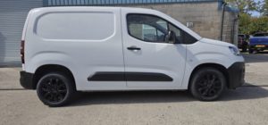 2023 Citroen Berlingo 1.5 Berlingo Van M Bluehdi 100 S&s 6-Speed Manual 1000 Enterprise Edition in White — image 2