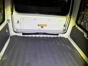 1998 Daihatsu Midget Midget 2 Cargo Heavily Customised in White — image 6