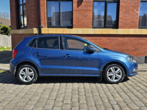2017 Volkswagen Polo 1.2 Tsi Bluemotion Tech Match Edition in Blue — image 5