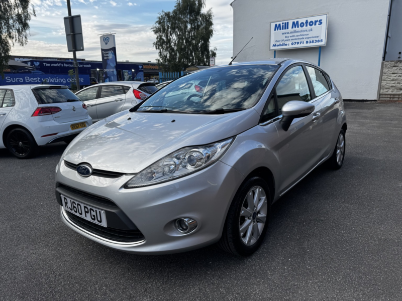 2011 Ford Fiesta 1.3 Zetec in Silver — image 1