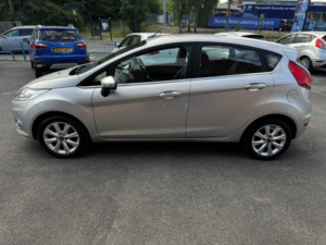 2011 Ford Fiesta 1.3 Zetec in Silver — image 2