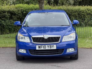 2010 Skoda Octavia 1.8 Tsi Elegance in Blue — image 2