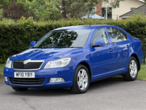 2010 Skoda Octavia 1.8 Tsi Elegance in Blue — image 3