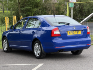2010 Skoda Octavia 1.8 Tsi Elegance in Blue — image 6