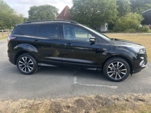 2019 Ford Kuga 1.5 T Ecoboost St-Line in Black — image 4