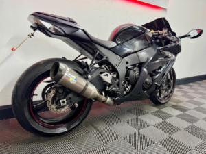 2013 Kawasaki Ninja Zx-10r 1000 Abs in Grey — image 3