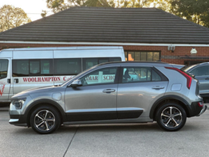 2023 Kia Niro 1.6 Gdi 11.1kwh 2 Dct Euro 6 (s/s) 5dr in Grey — image 6